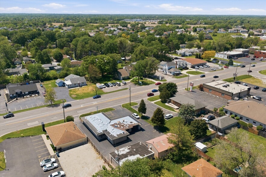 More Photos Of 2304 Plainfield Rd, Crest Hill Medical For Sale