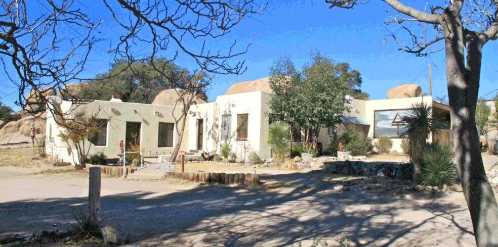 More Photos Of 4190 Dragoon Rd, Dragoon Hotel For Sale