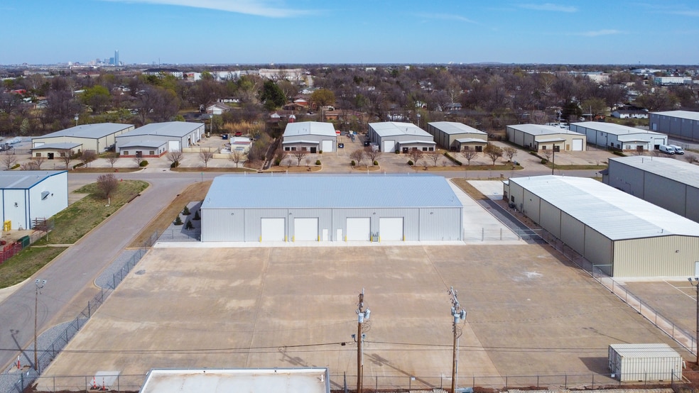 More Photos Of 2609-2617 S Ann Arbor Ave, Oklahoma City Warehouse For Lease