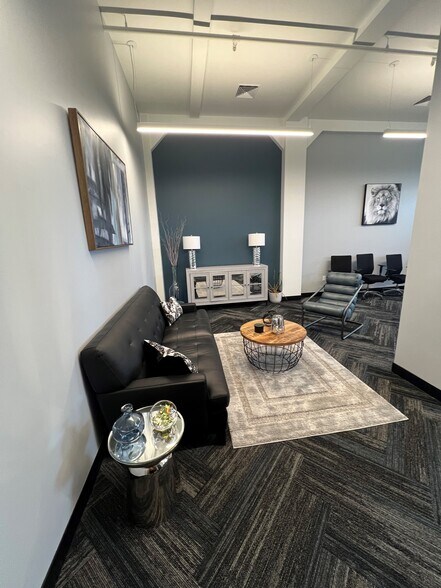 More Photos Of 201-205 Shoshone St N, Twin Falls Office For Lease