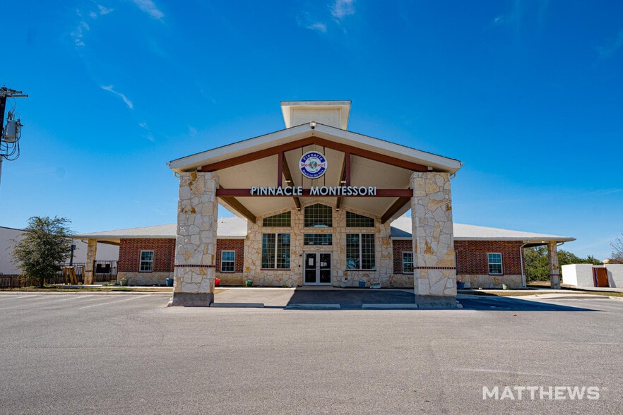 More Photos Of 111 Exeter Place Dr, San Antonio General Retail For Sale