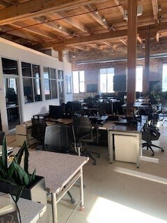 More Photos Of 1044-1048 W Kinzie St, Chicago Office For Lease
