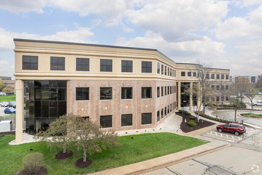 More Photos Of 4600 American Pky, Madison Office For Lease