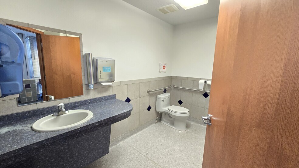 More Photos Of 260 Falls Ave, Twin Falls Medical For Sale