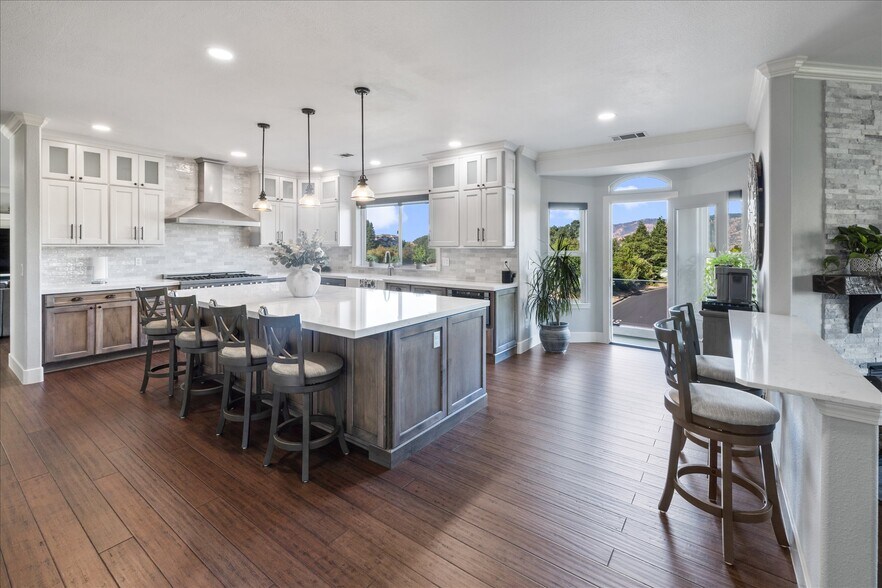 More Photos Of 6141 N Vine St, Vacaville Specialty For Sale