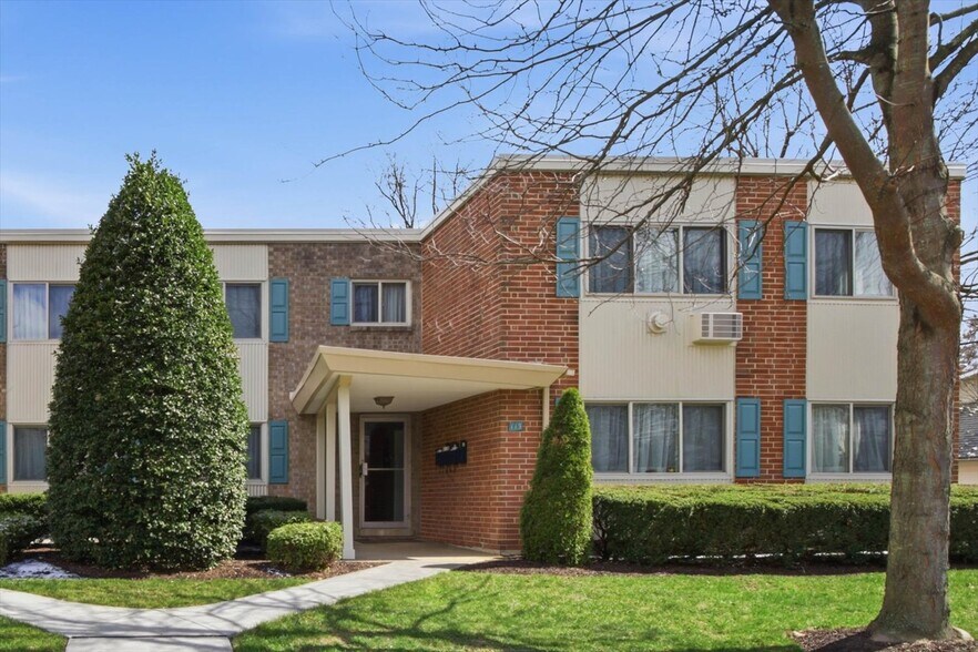 More Photos Of 115 S 24th St, Camp Hill Multifamily For Sale