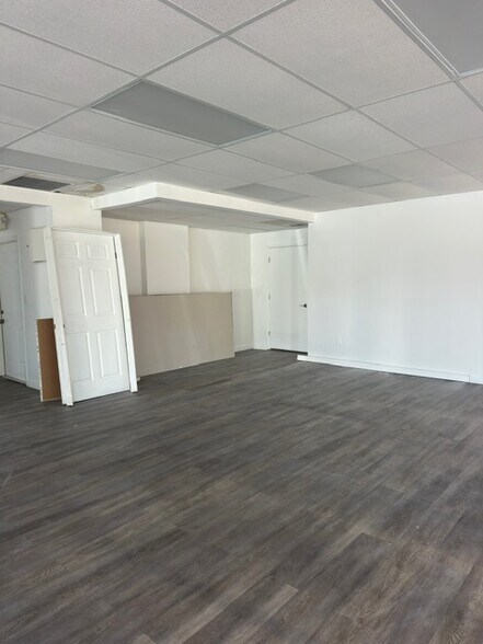 More Photos Of 3000 E Commercial Blvd, Fort Lauderdale Medical For Lease