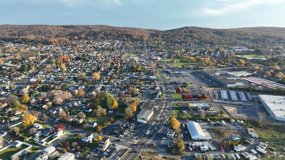 More Photos Of 1330 S 4th St, Allentown Land For Lease