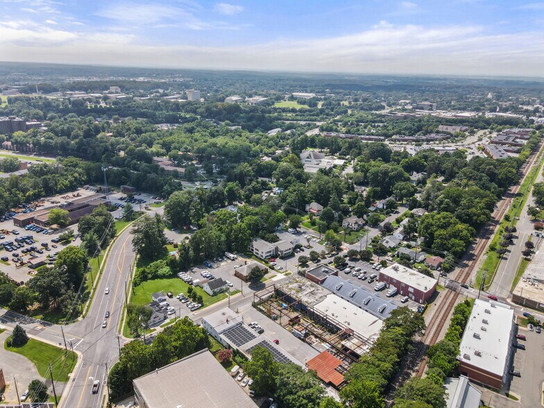 More Photos Of 101 Chestnut St, Gaithersburg Office For Sale