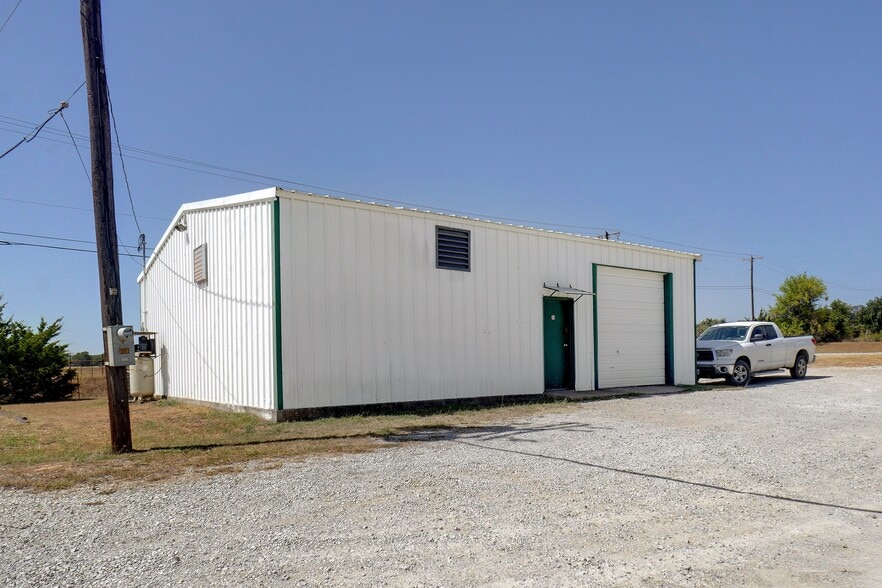 More Photos Of 396 Goshen Rd, Springtown Service Station For Sale