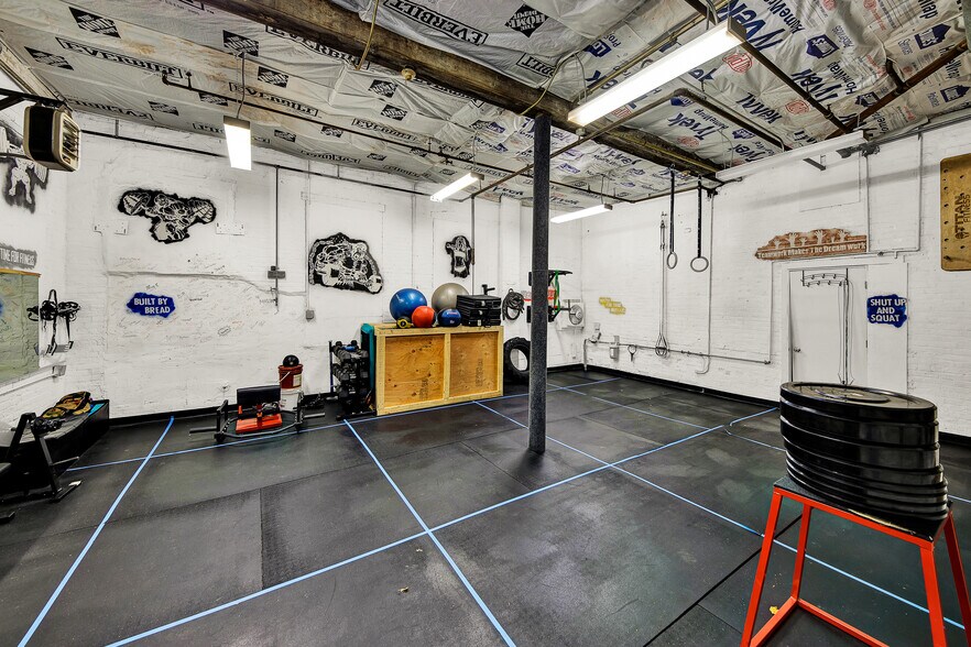 More Photos Of 24 Johnes St, Newburgh Light Manufacturing For Lease