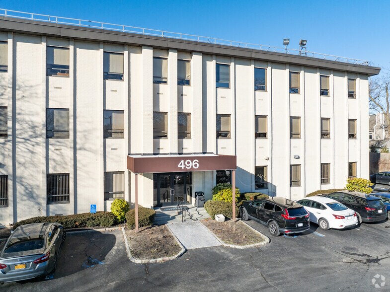 More Photos Of 496 Smithtown Byp, Smithtown Medical For Lease