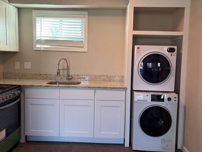 More Photos Of 425 W Taft St, Wichita Apartments For Sale