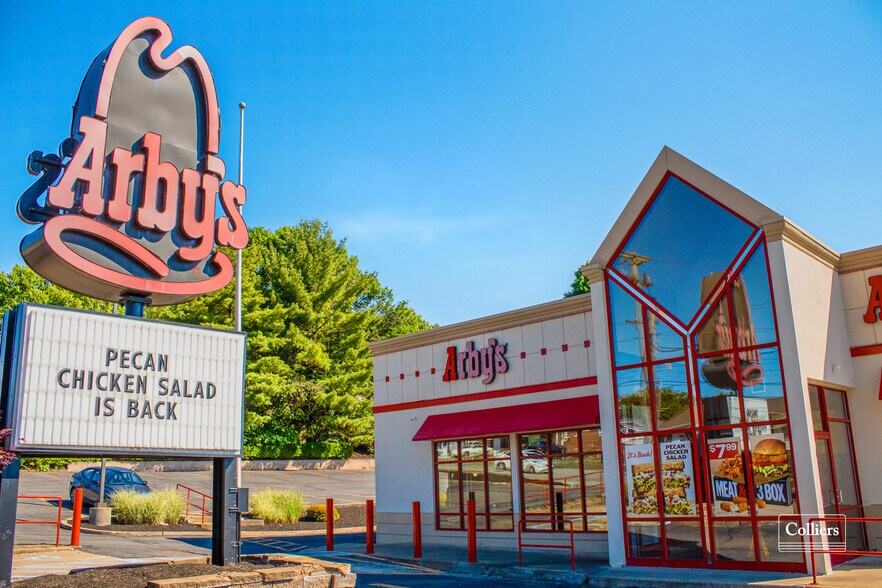 More Photos Of 2605 Brodhead Rd, Aliquippa Fast Food For Sale