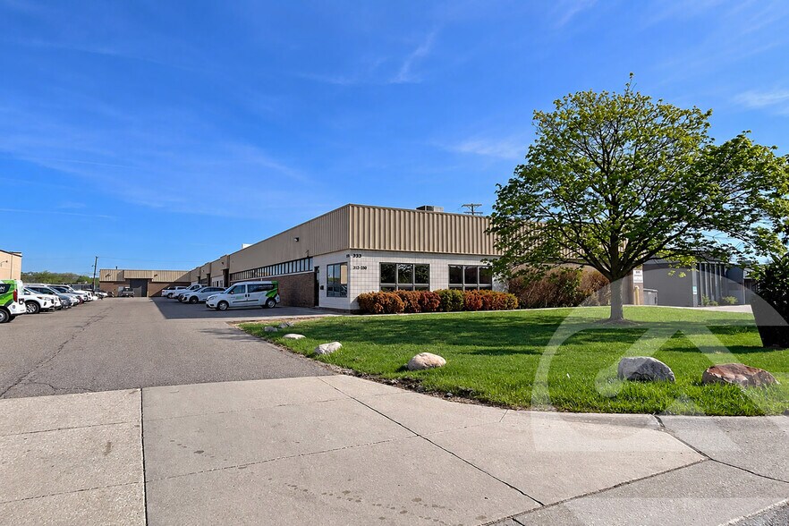 Primary Photo Of 317-333 Park Dr, Troy Research And Development For Lease