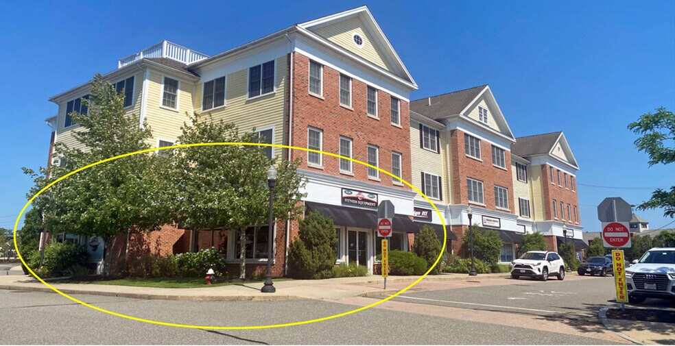 68 Center St Unit 22