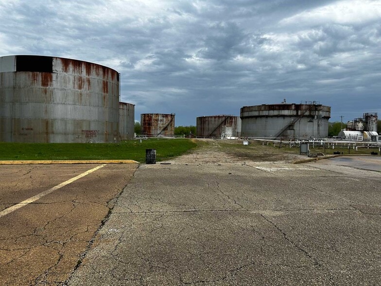 More Photos Of 20206 IL-29, Chillicothe Land For Lease