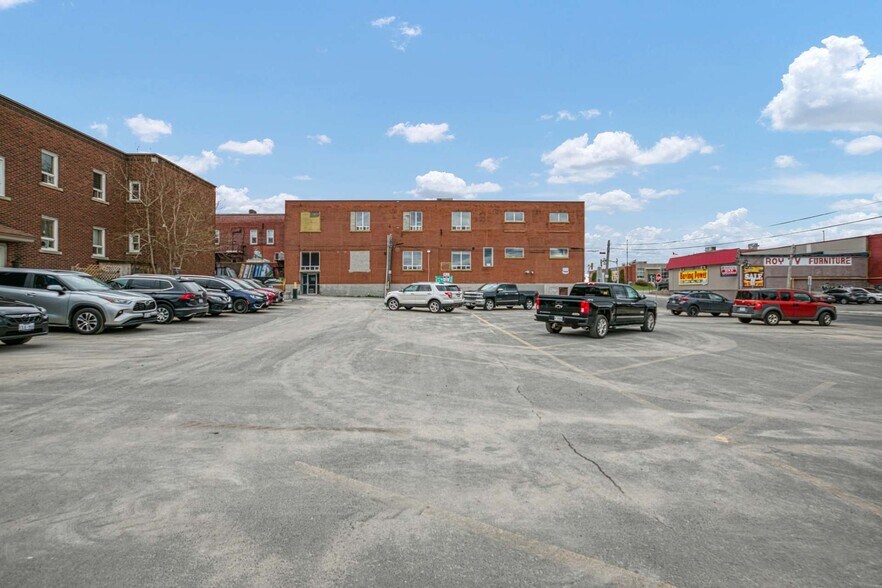 More Photos Of 130 Elm St, Sudbury Office For Lease