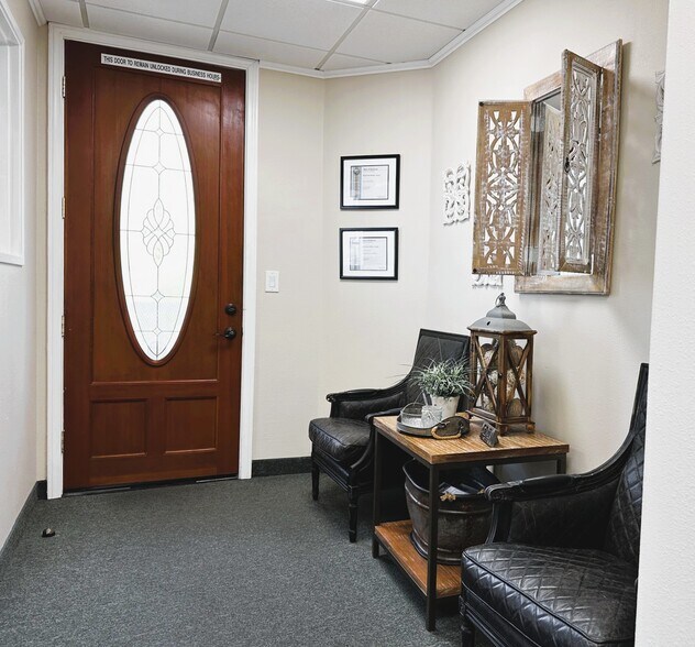 More Photos Of 8419 La Mesa Blvd, La Mesa Medical For Lease