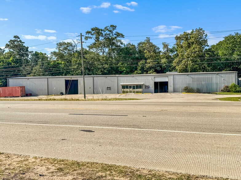More Photos Of 18083 FM 1314 Rd, Conroe Warehouse For Lease