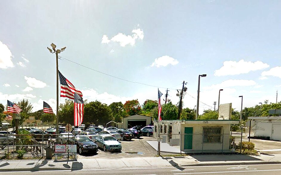 Primary Photo Of 1325 S State Road 7, Fort Lauderdale Auto Dealership For Lease