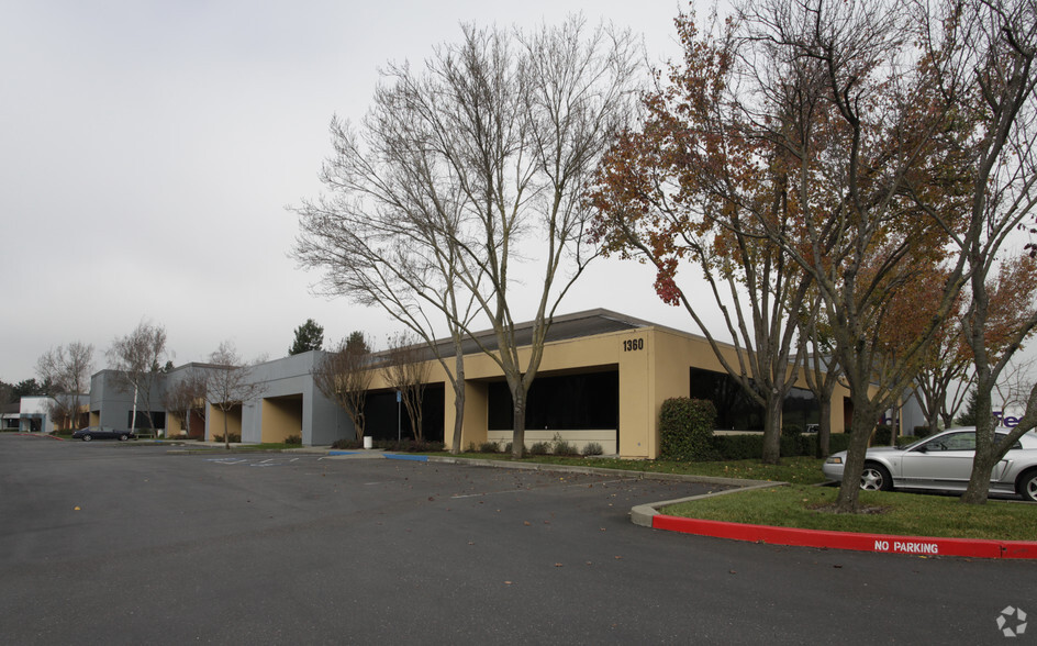 Primary Photo Of 1360 Redwood Way, Petaluma Office For Lease