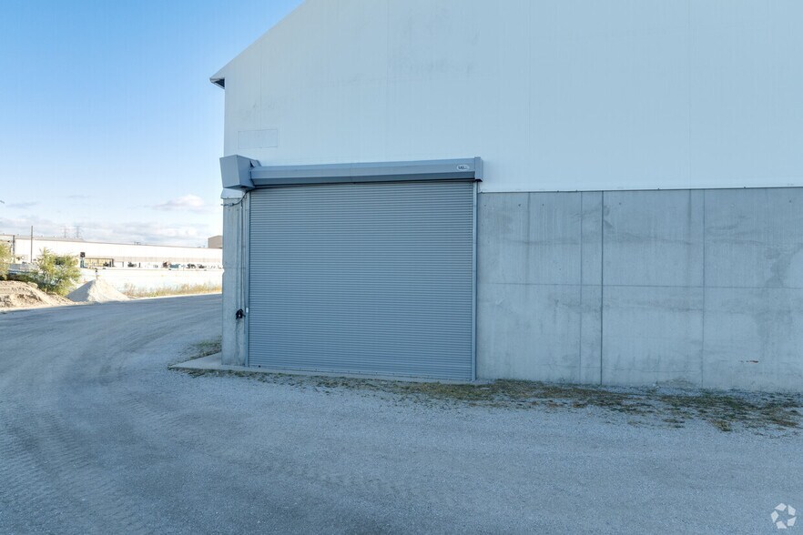 More Photos Of 3020 E 104th St, Chicago Land For Lease