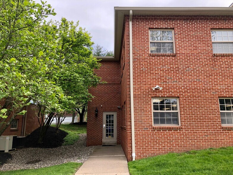 More Photos Of 607 Easton Rd, Willow Grove Medical For Lease