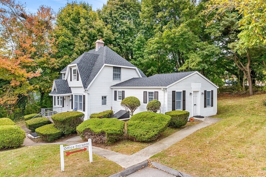 Primary Photo Of 143 Boston Post Rd, Waterford Office Residential For Sale