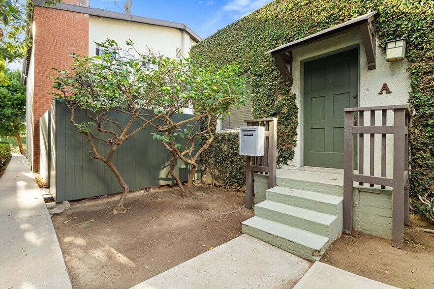More Photos Of 1511 12th St, Santa Monica Multifamily For Sale