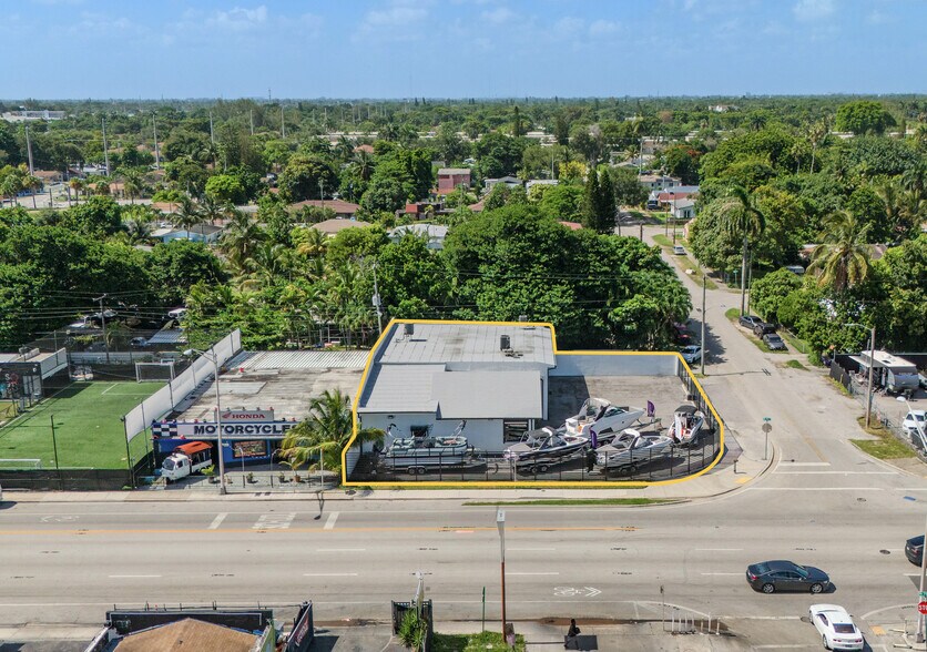 More Photos Of 401 NW 79th St, Miami Flex For Sale