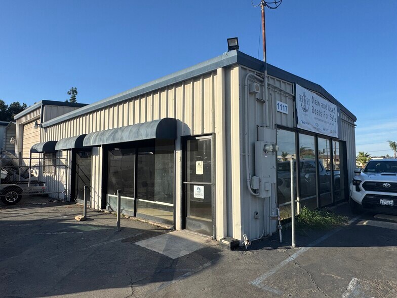 Primary Photo Of 1117-1121 Broadway, El Cajon Auto Repair For Lease