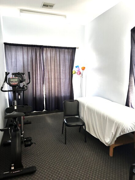 More Photos Of 901-911 N Central Ave, Kissimmee Medical For Lease