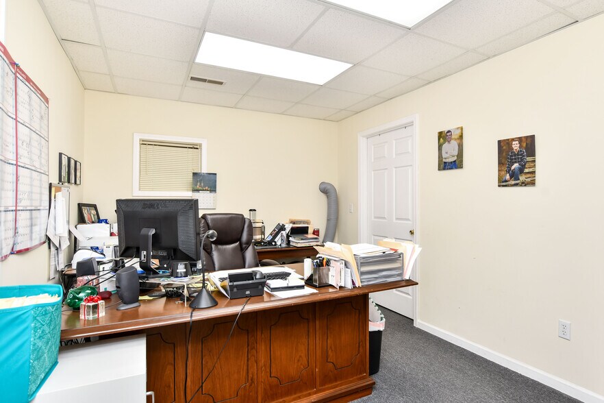 More Photos Of 124 N Charleston St, Blacksburg Warehouse For Sale