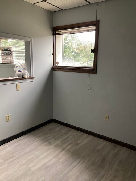 More Photos Of 1749 S Raccoon Rd, Youngstown Medical For Lease