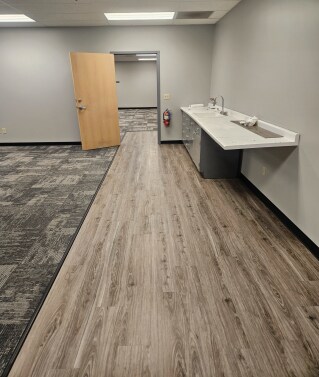 More Photos Of 6300-6320 Eastwood Ct, Mequon Flex For Lease