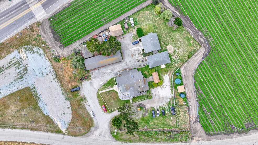 More Photos Of 1200 W Market Cir, Salinas Apartments For Sale
