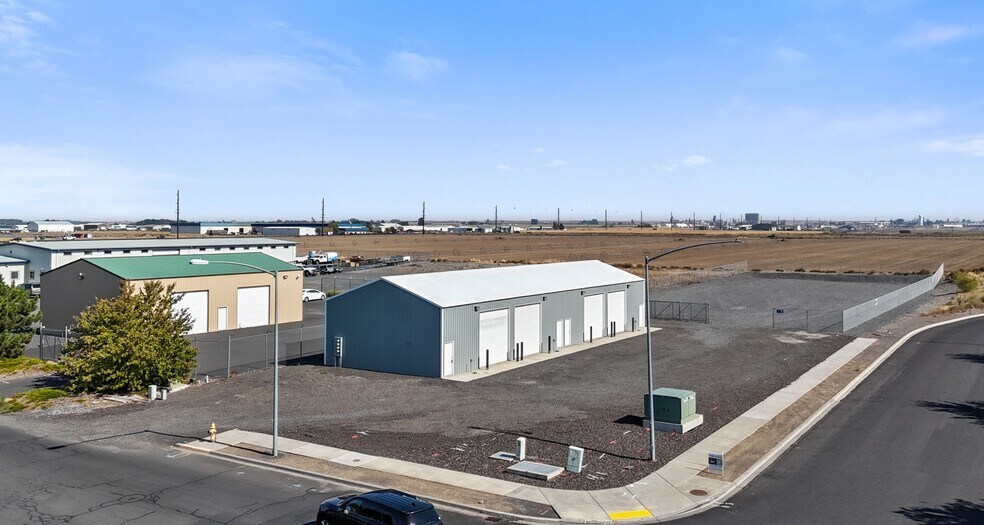 More Photos Of 221 Hamilton Rd, Moses Lake Warehouse For Lease