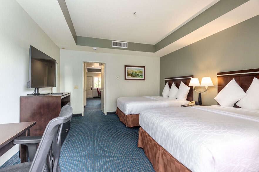 More Photos Of 74695 Highway 111, Palm Desert Hotel For Sale