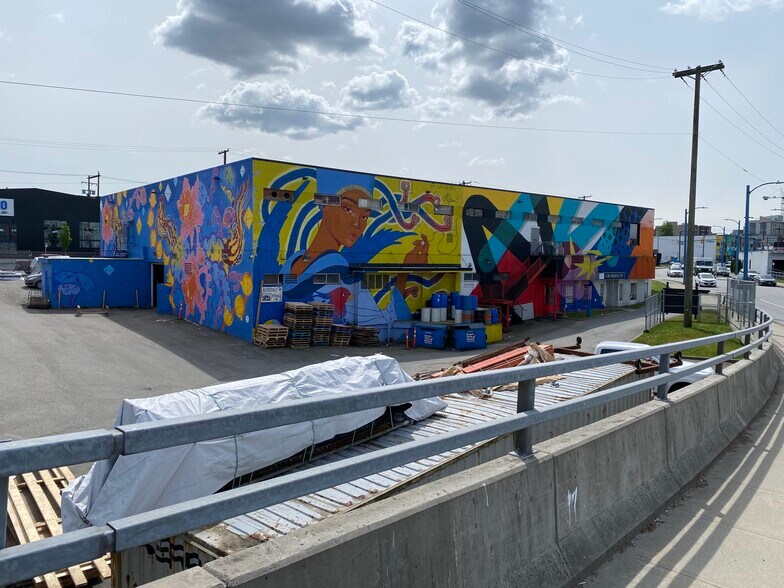 More Photos Of 876 Cordova st, Vancouver Industrial For Lease