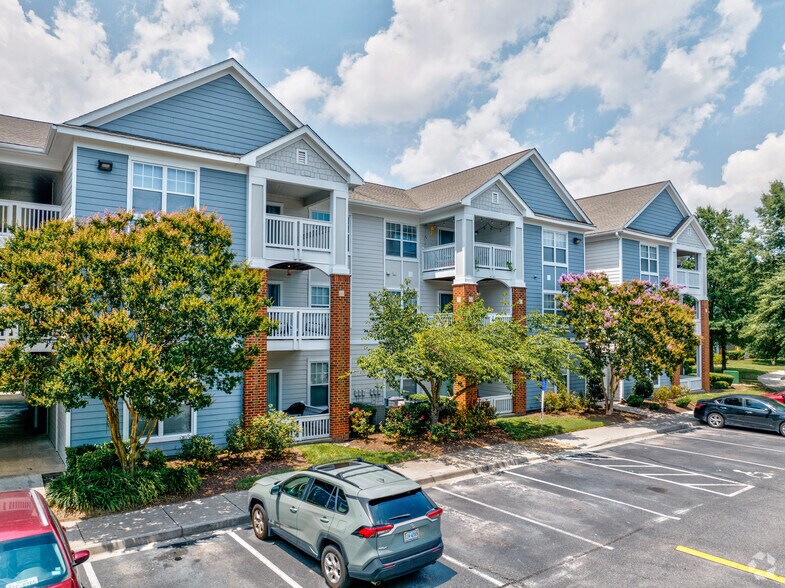 More Photos Of 3816 Banyan Grove Ln, Virginia Beach Apartments For Sale