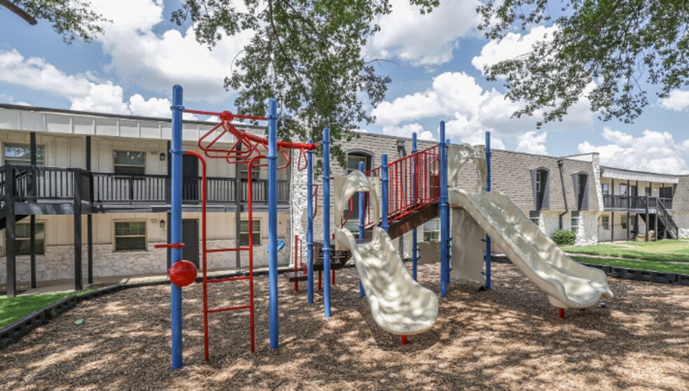 More Photos Of 1713 S Memorial Dr, Tulsa Apartments For Sale