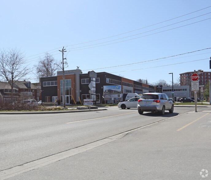 More Photos Of 55 Erb St E, Waterloo General Retail For Lease