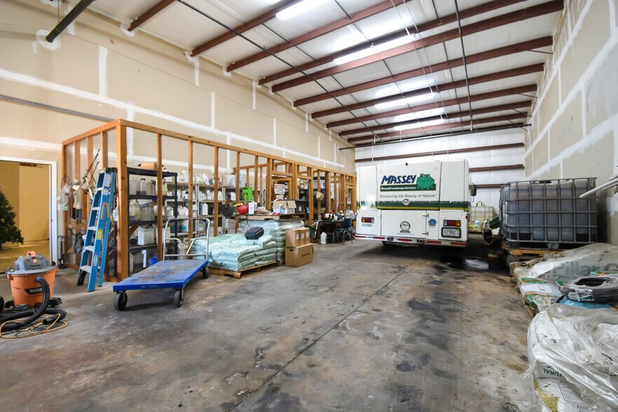 More Photos Of 1761 Dobbs Rd, Saint Augustine Warehouse For Lease