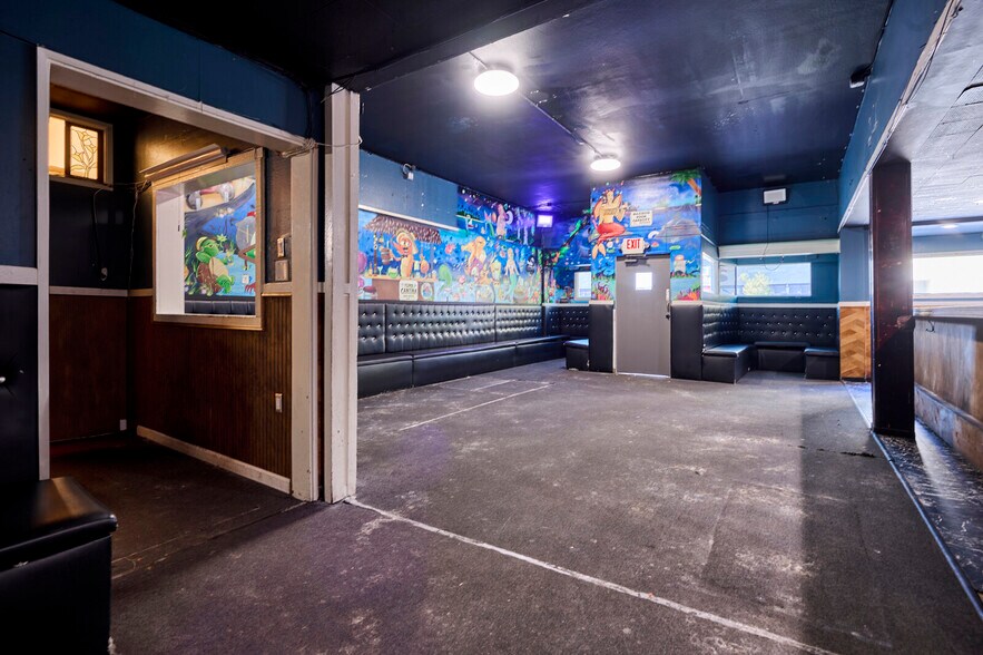 More Photos Of 709-711 S B St, San Mateo Storefront For Lease