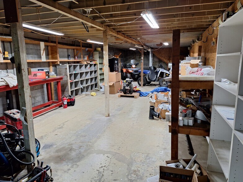 More Photos Of 200 Grand Ave, Clarion Warehouse For Lease