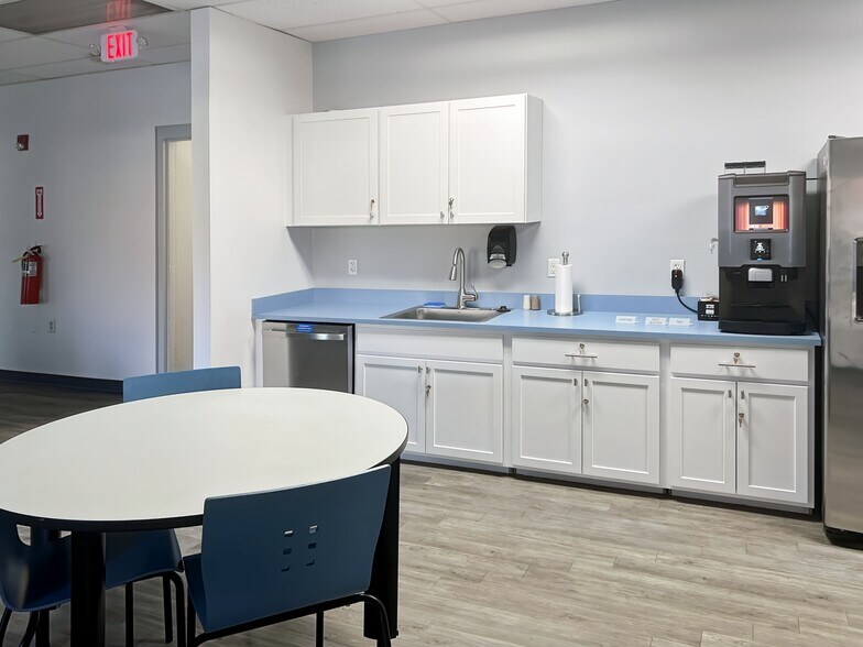 More Photos Of 230-246 Alpha Dr, Pittsburgh Coworking Space