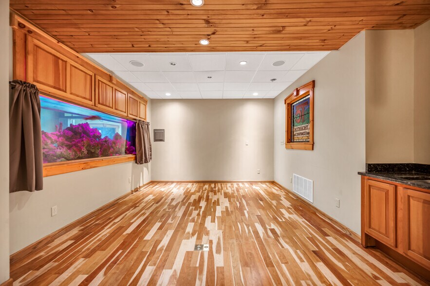 More Photos Of 132 Main St, Southington Bank For Sale