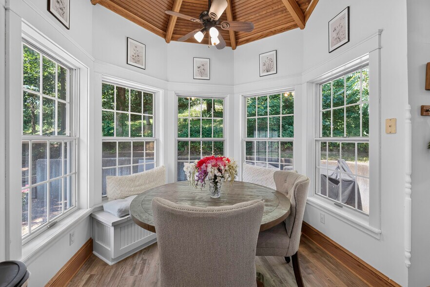 More Photos Of 1558 N 600 Rd, Baldwin City Specialty For Sale