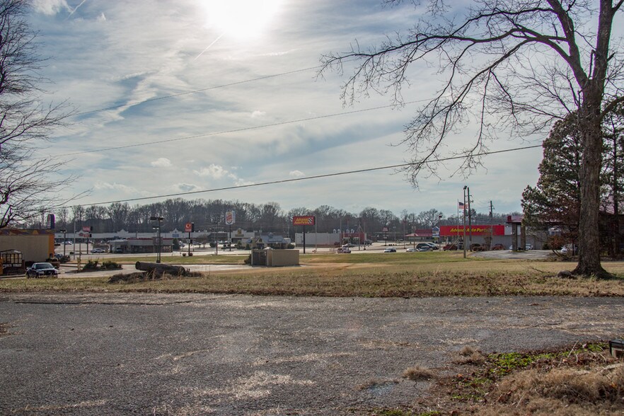 More Photos Of 833 University St, Martin Land For Sale